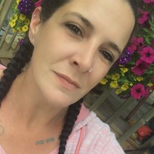 Meet your Posher, Anne-marie